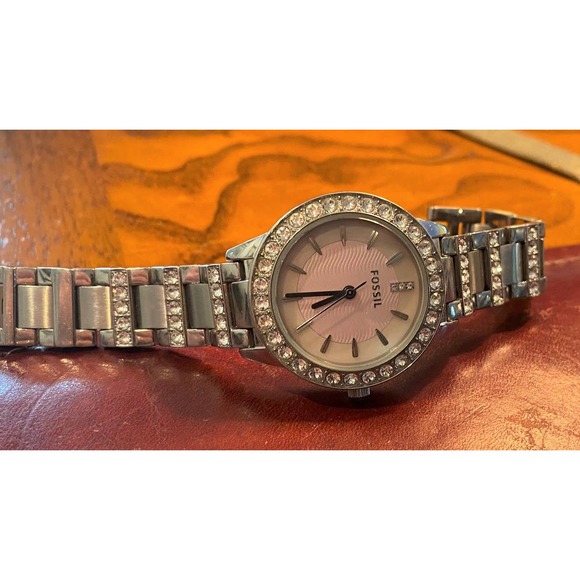 Women\'s 35mm Silver Tone Fossil Watch, Pale Pink Face, Crystal Accents